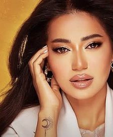 الفنانة العراقية رحمة رياض