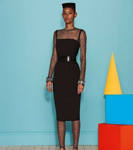 احصلي على اطلالات لامعة وجذابة مع تصاميم علامة MaxMara