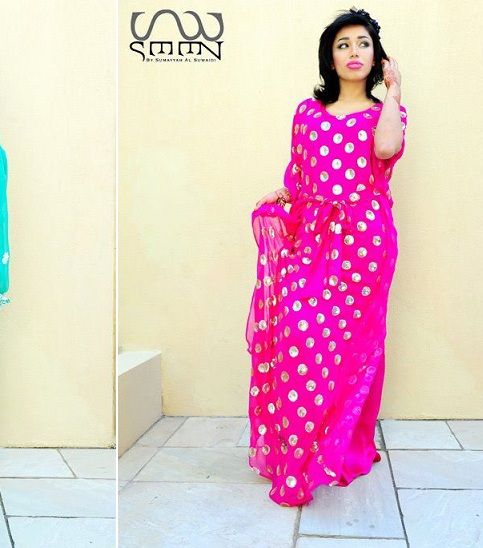 لوّني صيفك مع العباءات الملوّنة من Seen Couture