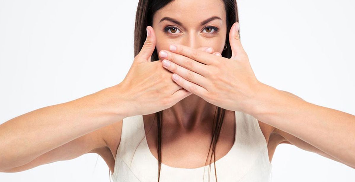 كيف تتخلصين من رائحة الفم الكريهة أثناء الصيام