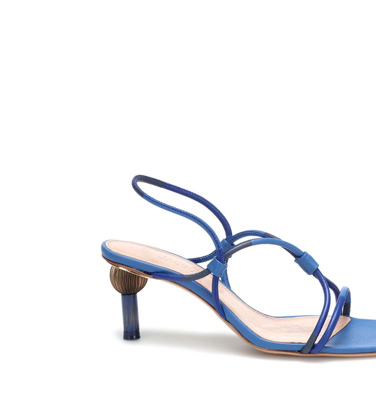 صندل من Jacquemus 