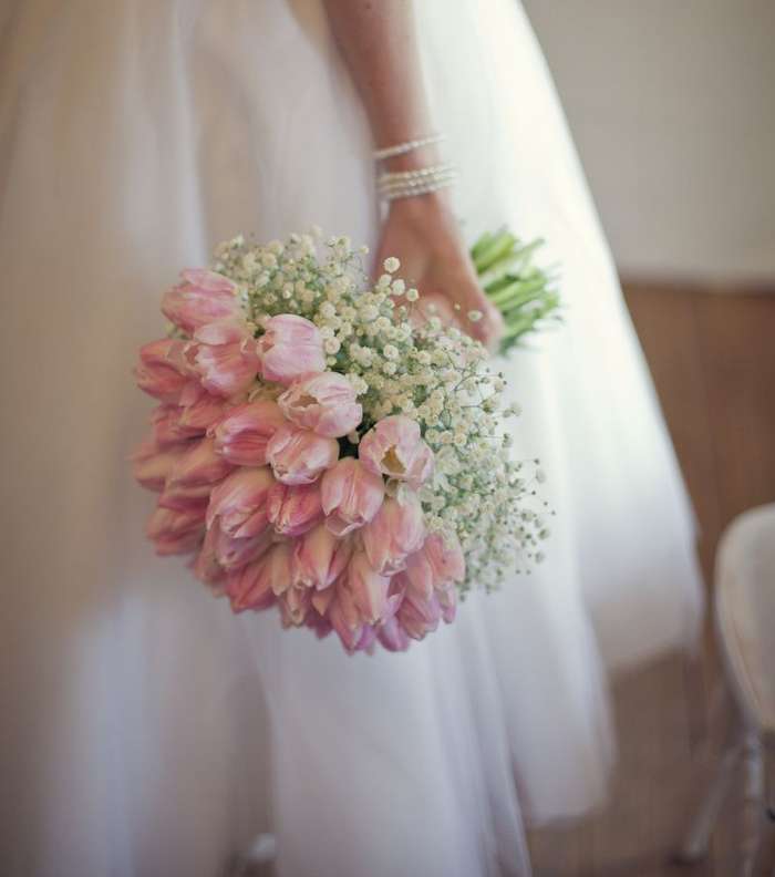 صور اجمل مسكة عروس توليب