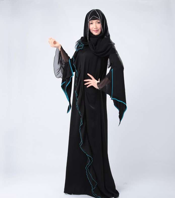 صور موديلات عبايات سوداء للتفصيل