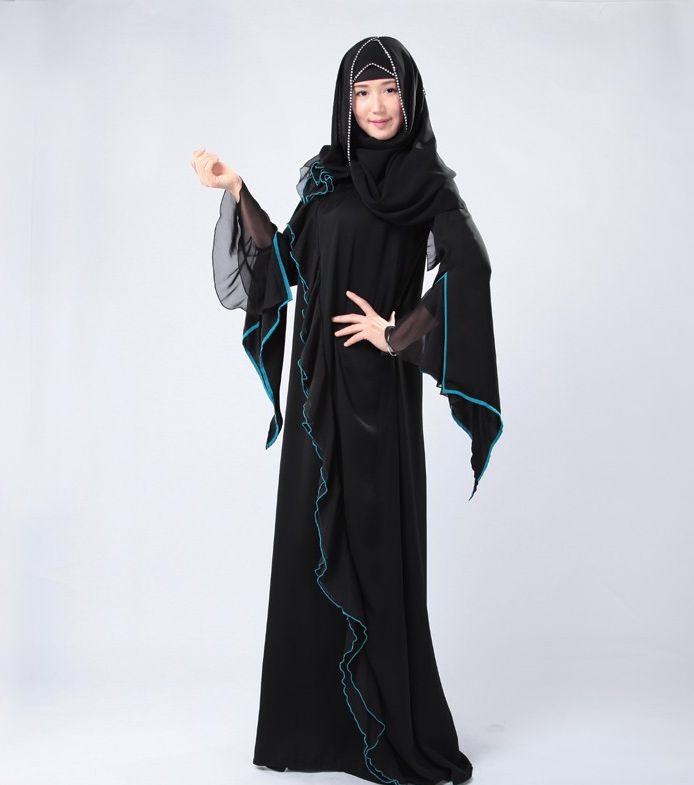 صور موديلات عبايات سوداء للتفصيل