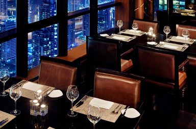 أحد مطاعم دبي 