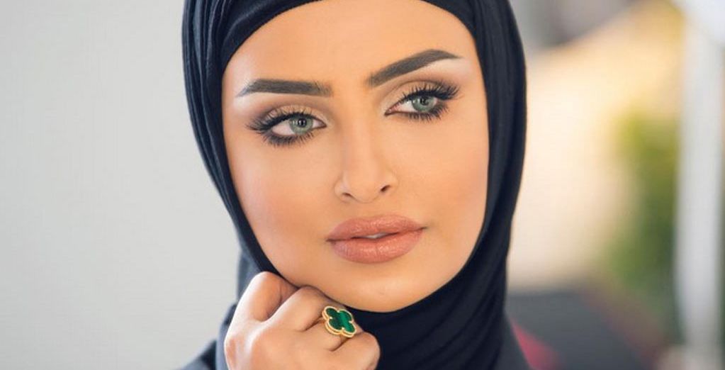 مكياج خفيف للبنات المحجبات بالخطوات
