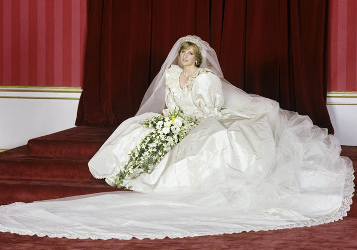 فستان زفاف ليدي ديانا الذي دخل التاريخ