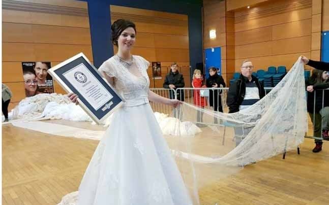 اطول ذيل فستان زفاف في العالم
