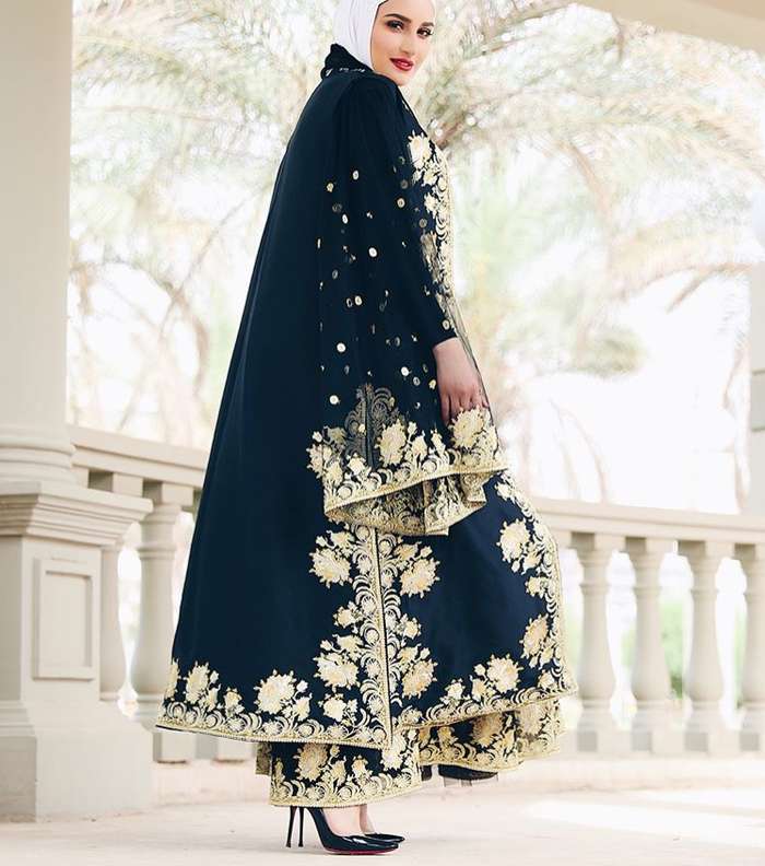 صور اجمل عبايات مطرزة