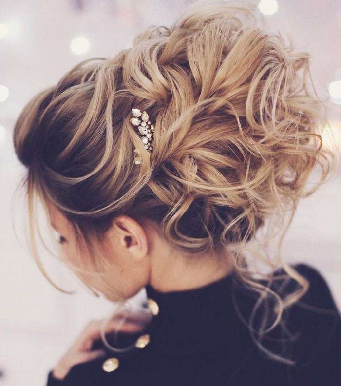 صور اجمل تسريحات ام العروس