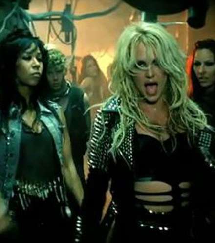 britney-spears-new-video-6-4-2011-2