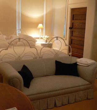 غرفة عرائسية بامتياز 