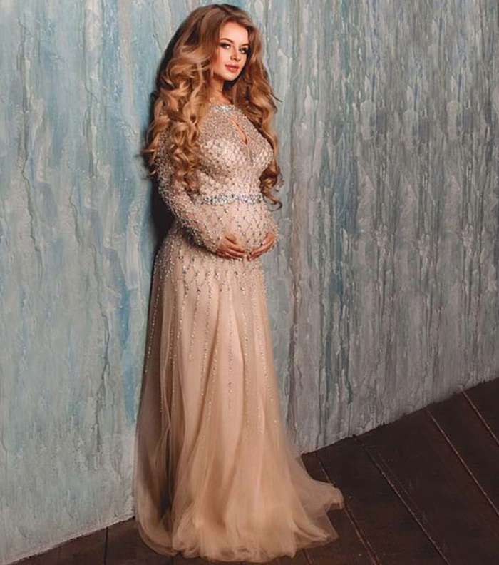 صور اجمل فساتين حوامل سهره