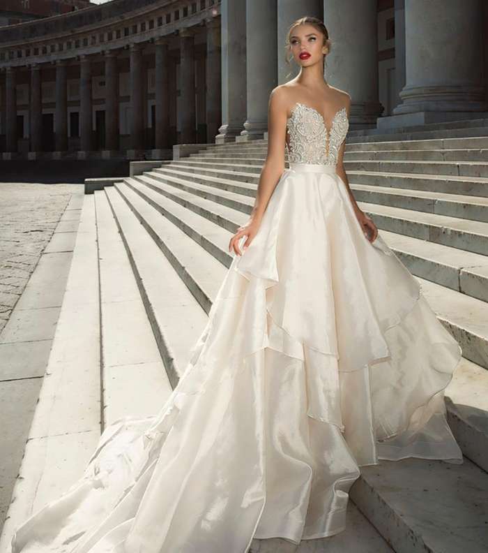 صور اجمل فساتين اعراس وافخمها