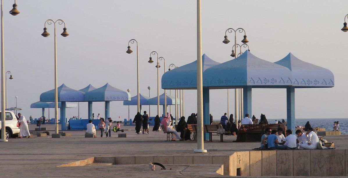 إفطار على كورنيش جدة