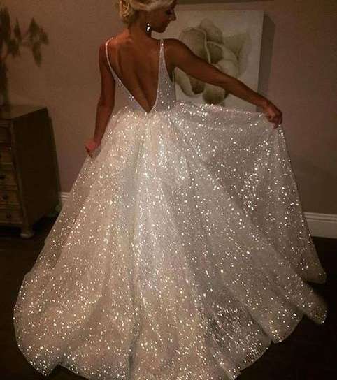 فستان الماسات المتلألئة