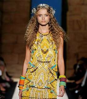 dianevonfurstenberg-embroidery-22-1-10-01