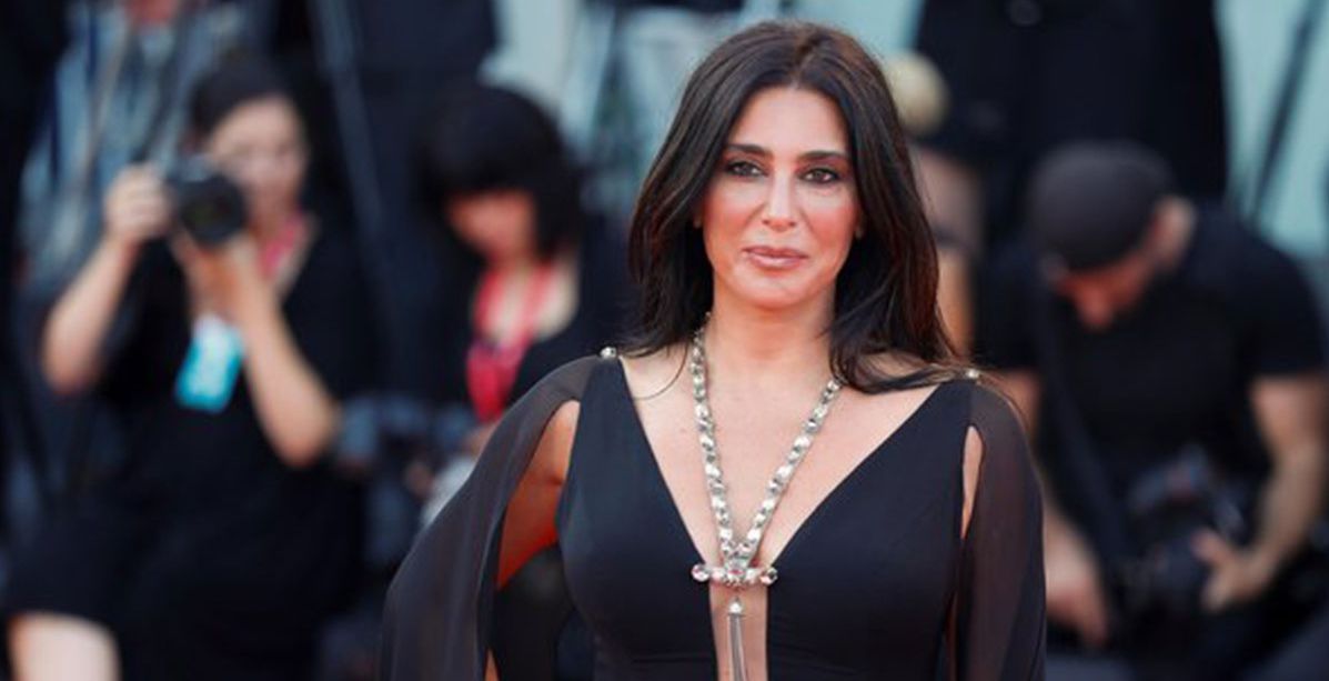 النجمات العربيات يضئن ليل البندقية