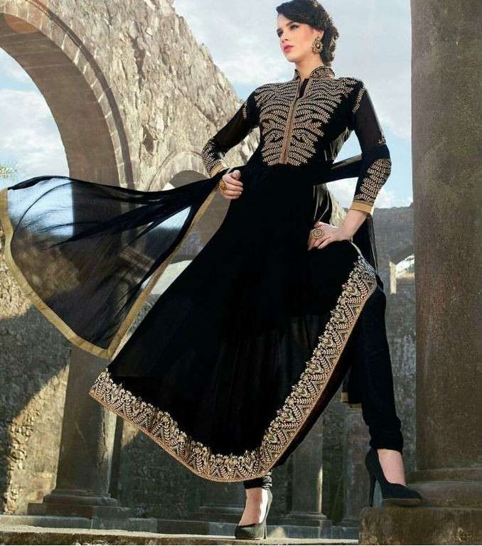 صور اجمل عبايات مطرزة