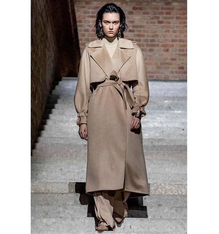 تعرفي على تصاميم علامة ماكس مارا MaxMara من مجموعة Resort 2020