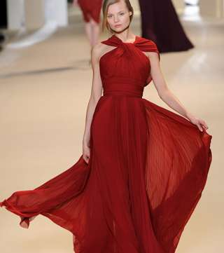 elie-saab-rtw-2011-2012-10-3-2011-4