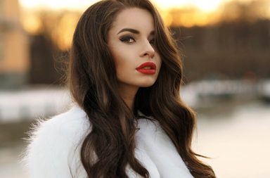 جمالك بعد موسم الأعياد متألّق بفضل أحدث المستحضرات