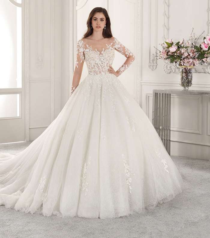 صور اجمل فساتين الزفاف
