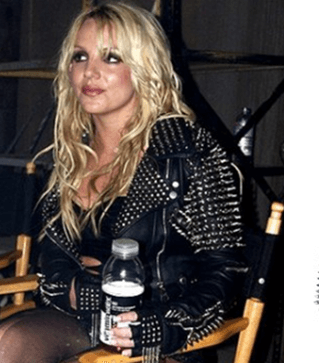 britney-spear-burberry-jacket-7-4-2011