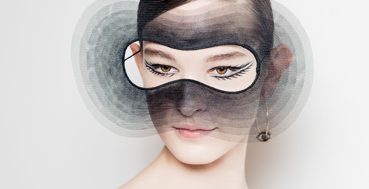 ماكياج Dior يخطف أنفاس أسبوع الهوت كوتور في باريس لصيف 2018