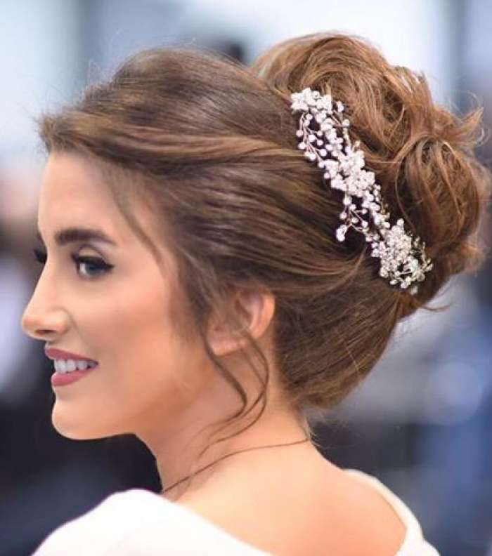 صور اروع تسريحات عروس مع اكسسوار