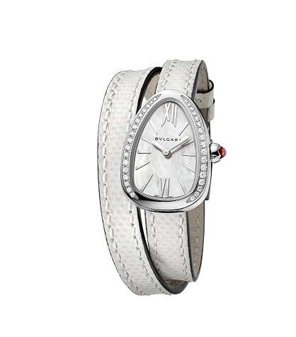 تالقي بساعة Serpenti الجديدة من بلغاري ذات الحزام باللون الابيض