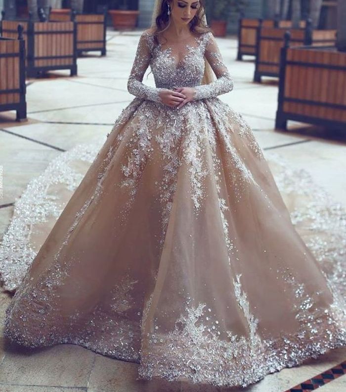 صور اجمل فساتين زواج فخمه