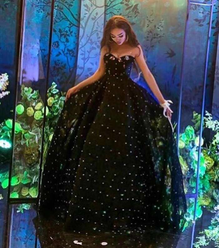 صور اجمل فساتين ناعمه للعزومات