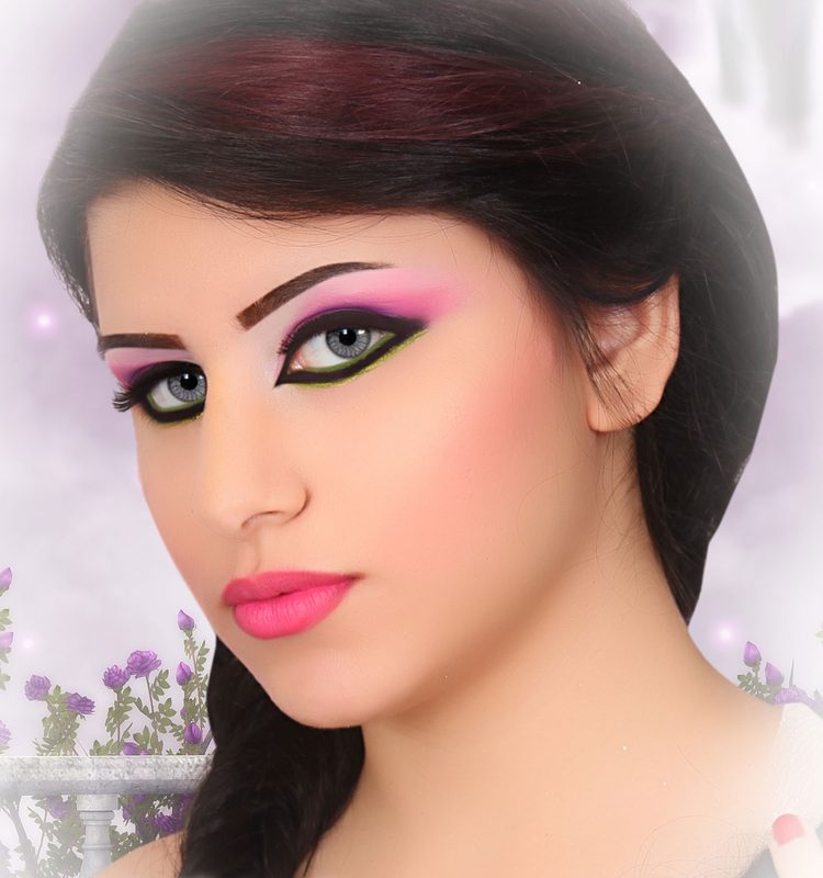 عمل مكياج خليجي بالخطوات