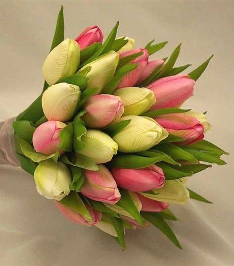 صور اجمل مسكة عروس توليب