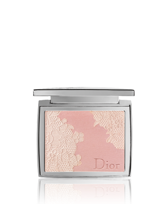 Dior-Illuminating-lace-effect-powder-29-3-2010