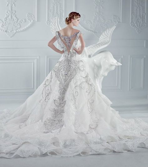 صور اجمل واشيك فساتين زفاف