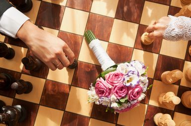 العلم يقول كلمته: لهذه الأسباب تختلفان كثيراً عند اقتراب الزفاف!