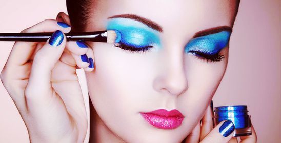 مكياج كامل بالخطوات والصور للوجه والعيون