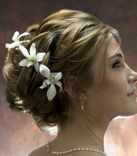 صور اجمل تسريحات عروس 2019
