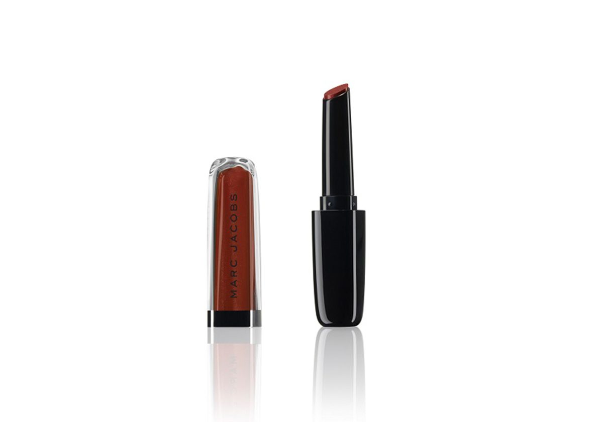 ملمّع الشفاه Enamored Hydrating Lip Gloss Stick من Marc Jacobs Beauty