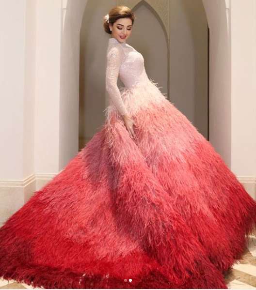 صور اجمل فساتين ميريام فارس المنفوشة