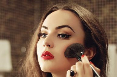 مكياج فرنسي ناعم وفخم للمناسبات