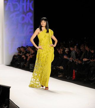 Fashion-for-relief-NYC-17-2-2010-4