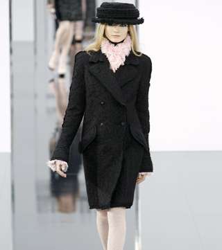 chanel-coat-21-1-2010