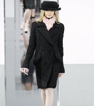 chanel-coat-21-1-2010