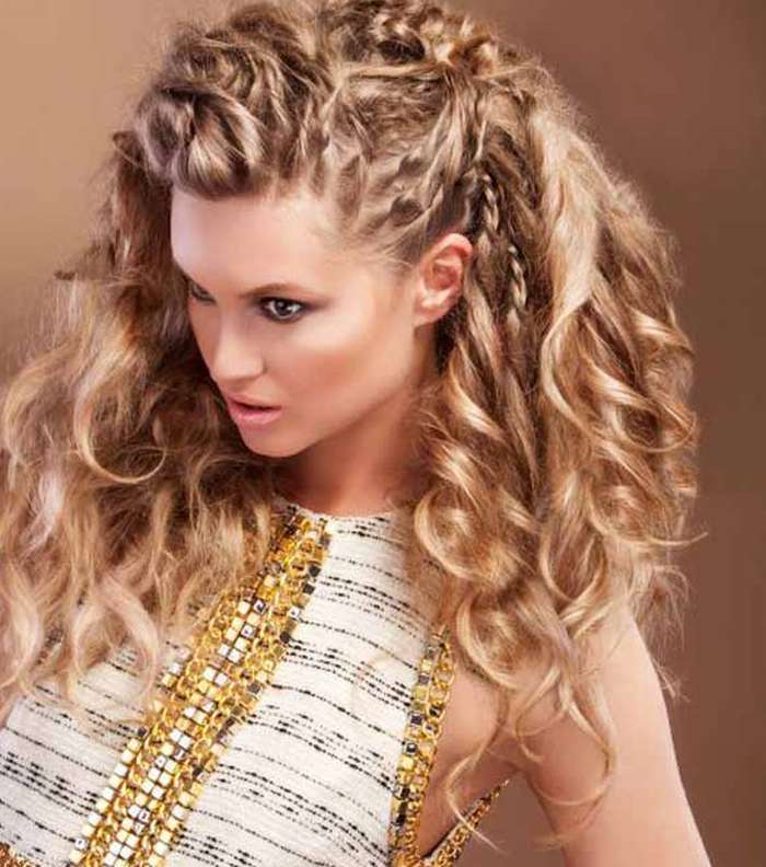 صور اجمل تسريحات شعر نازله وناعمه