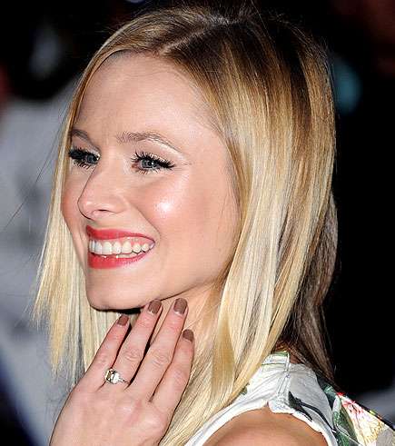 nail-trend-kristen-bell-07-04-2011