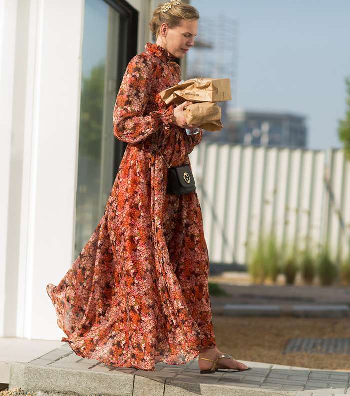 حقيبة Gucci تضفي لمسات ممّيزة على هذه الإطلالة!