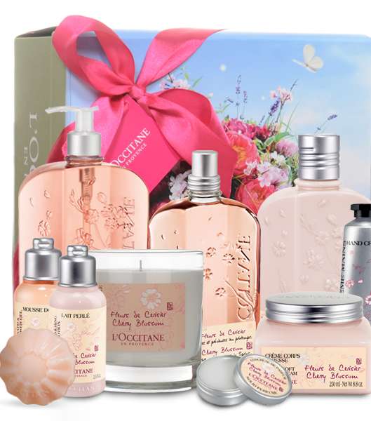 مجموعة زهر الكرز من لوكسيتان لعيد الأم